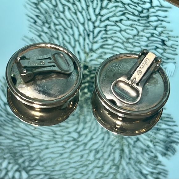 Vintage ‘Alice’ clip on silver earrings - Picture 4 of 7